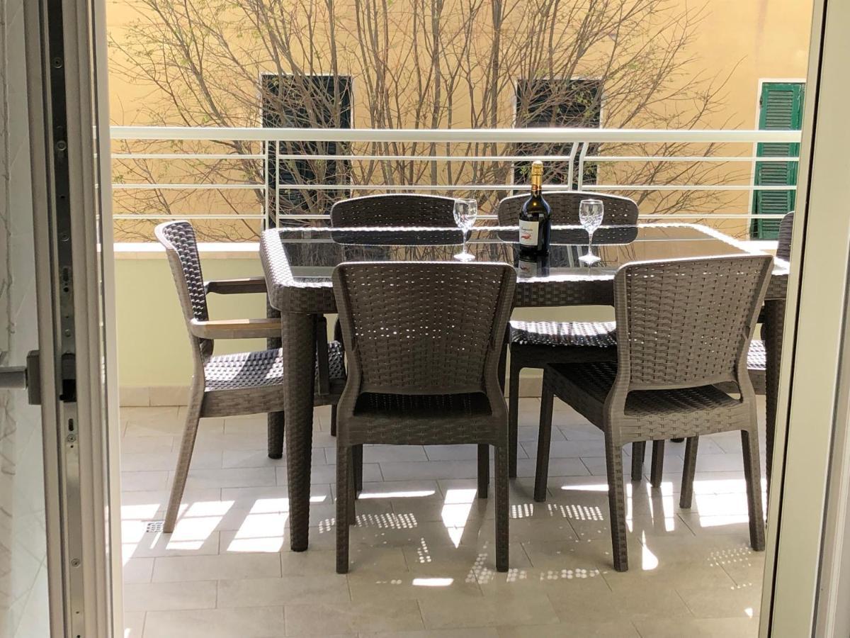 Nuovissimo Appartamento Con Terrazza Alguer Exterior foto